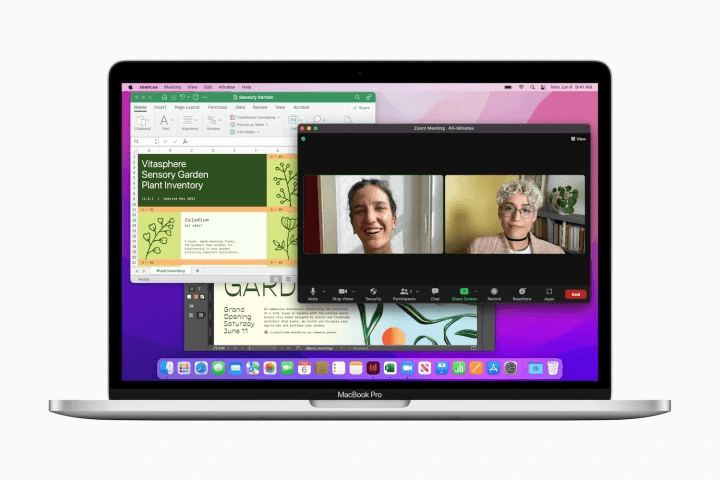 Apple-MacBook-Pro-M2-13-availability-June-2022-multitasking-1