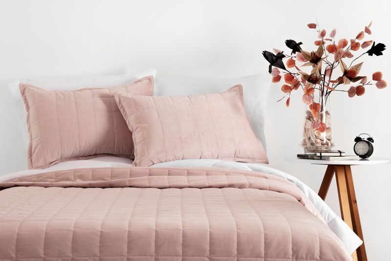 COBERTOR-SAKURA-ROSA-PASTEL