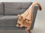 Cobija-siesta-pompon-almendra